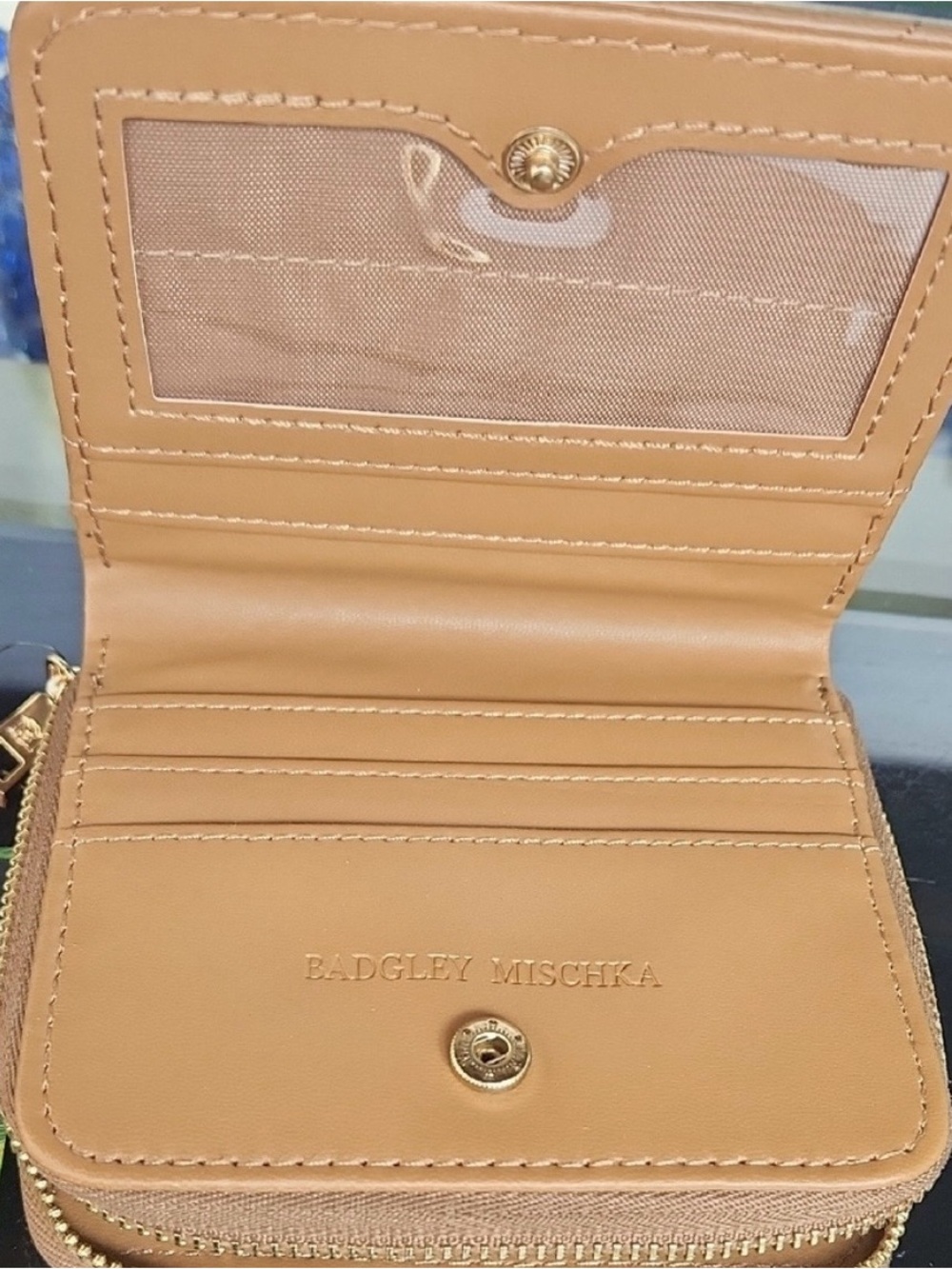 Badgley Mischka Quilted Vegan Leather Large square wallet Taupe - Picture 6 of 7